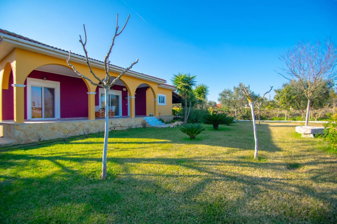 Loukas Farm House Áyios Kírikos Exterior foto